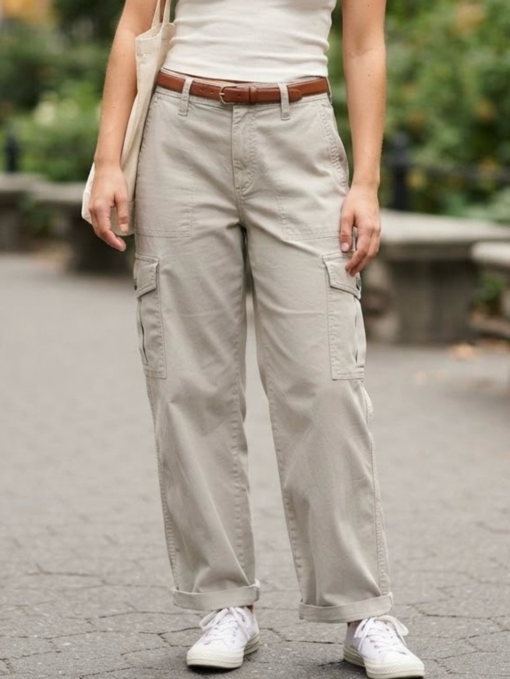 American Eagle Outfitters | NWT Dreamy Drape Baggy Wide Leg Mid Rise Pants | 29